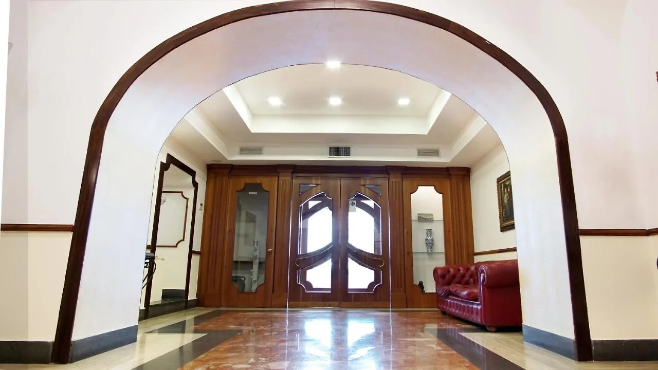 Hotel Cesare 14 Naples