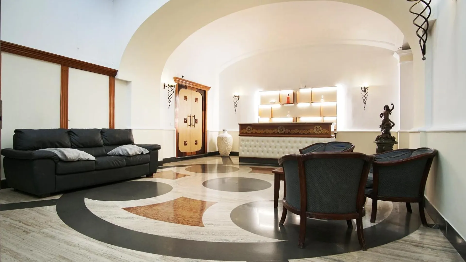 Hotel Cesare 14 Bed & Breakfast